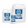 Shampoo automotriz Superclean de alta concentración en envases de 1, 5 y 20 litros
